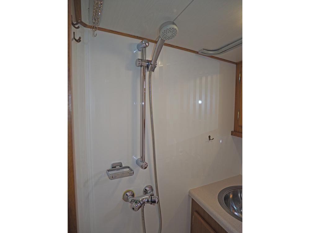 Fore ship, Accommodation